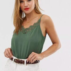 🚨 Last day Fri 🧳 JDY Lace Trim Cami Top Olive